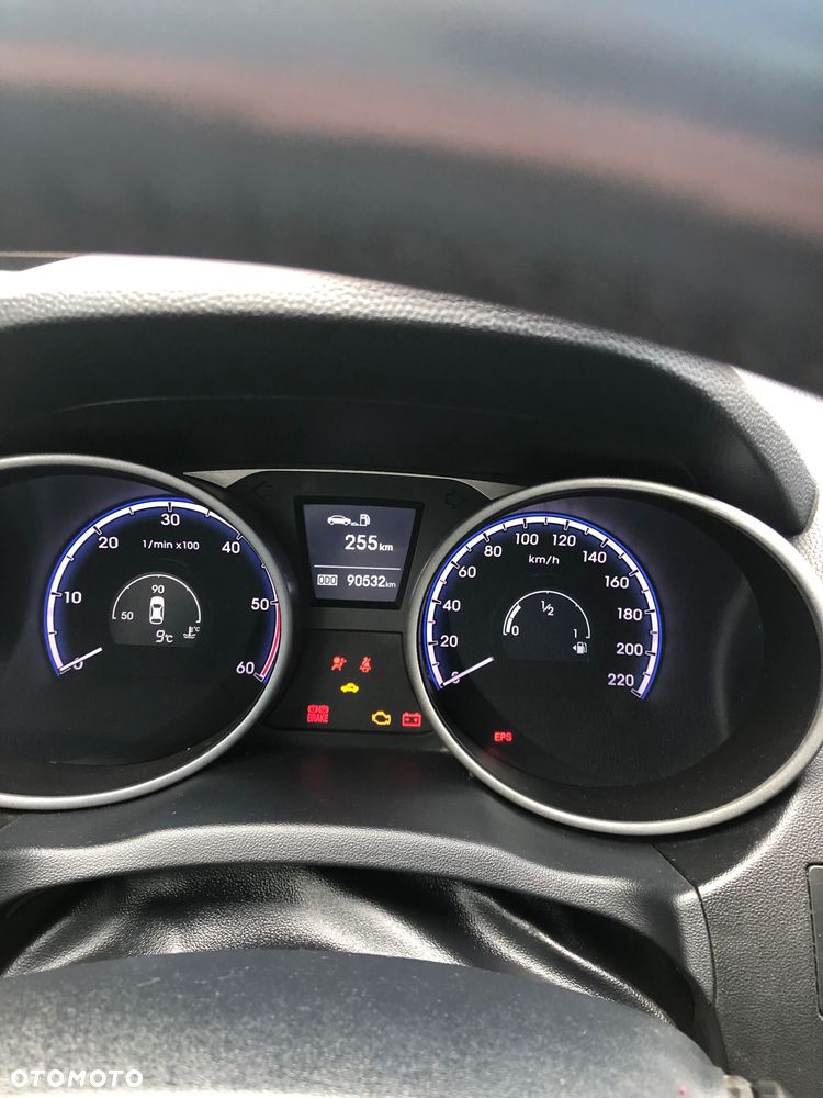 Hyundai ix35 1.7 CRDi Premium 2WD - 2