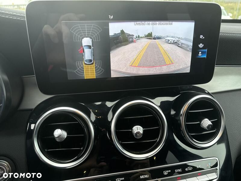 Mercedes-Benz GLC - 16