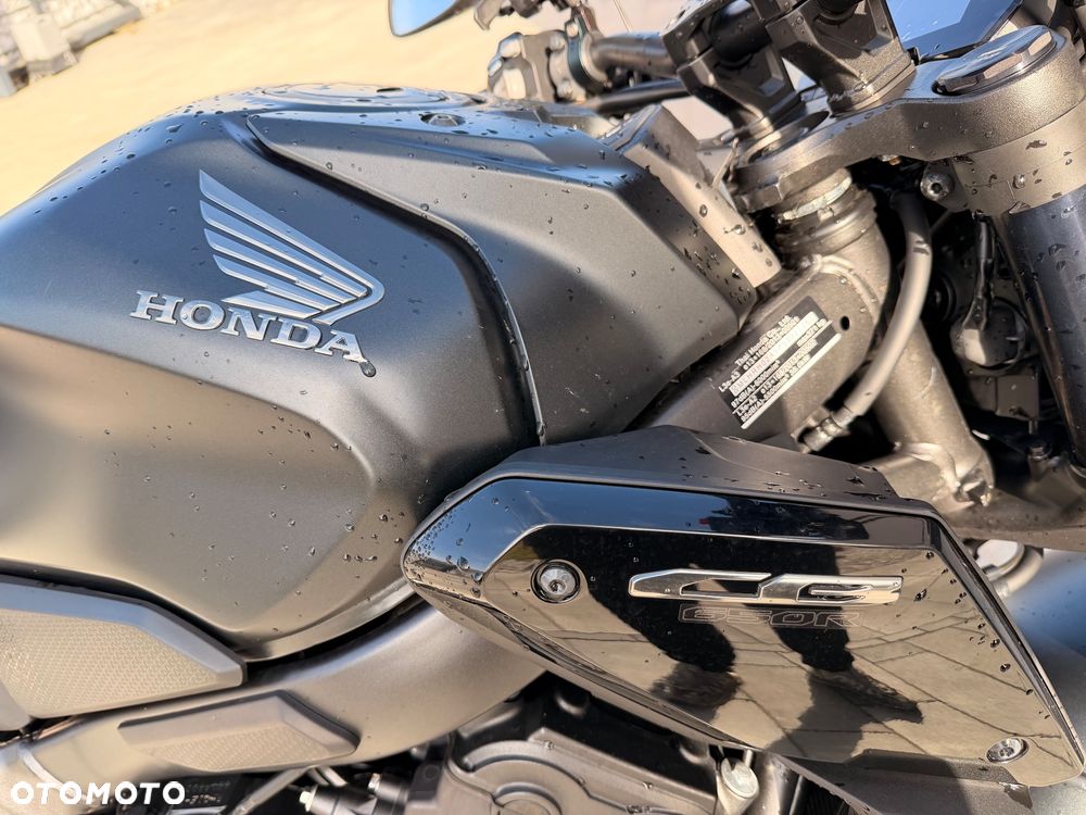 Honda CB - 8