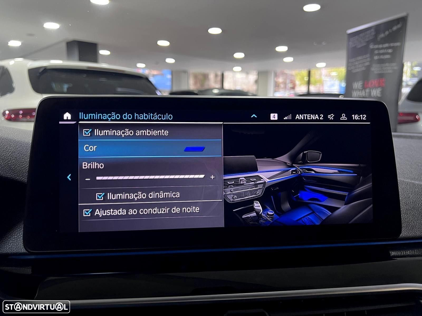 BMW 530 e Pack Desportivo M - 38