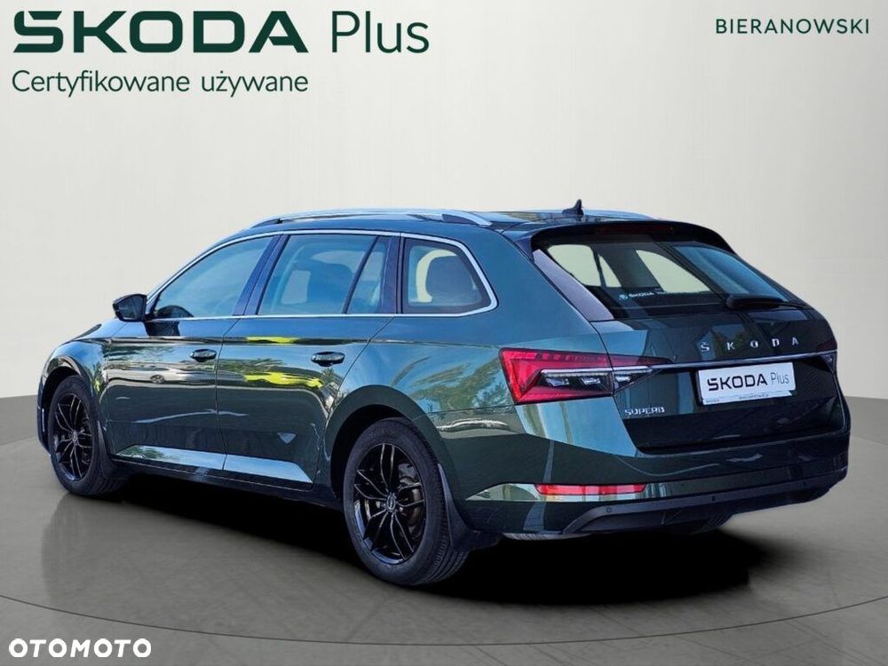 Skoda Superb 2.0 TDI SCR Ambition DSG - 9