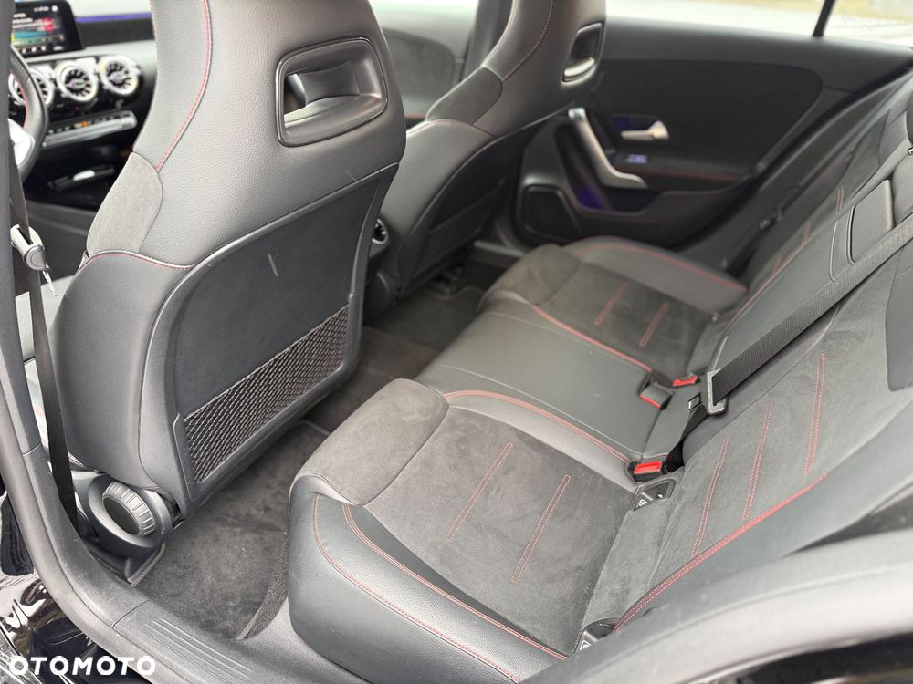 Mercedes-Benz Klasa A 200 d 8G-DCT AMG Line - 25