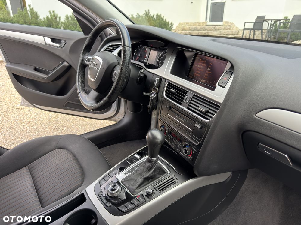 Audi A4 Avant 2.0 TDI DPF multitronic Ambiente - 16