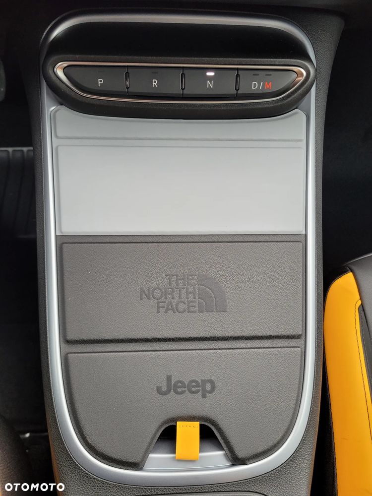Jeep Avenger 1.2 T3 mHEV The North Face 4xe eDCT6 - 22