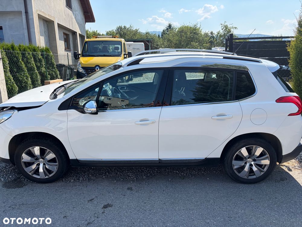 Peugeot 2008 PureTech 110 Stop&Start Style - 13