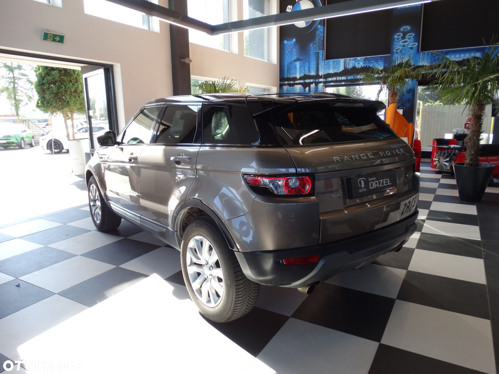 Land Rover Range Rover Evoque - 7