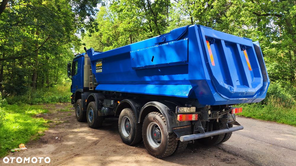 Mercedes-Benz Actros - 13