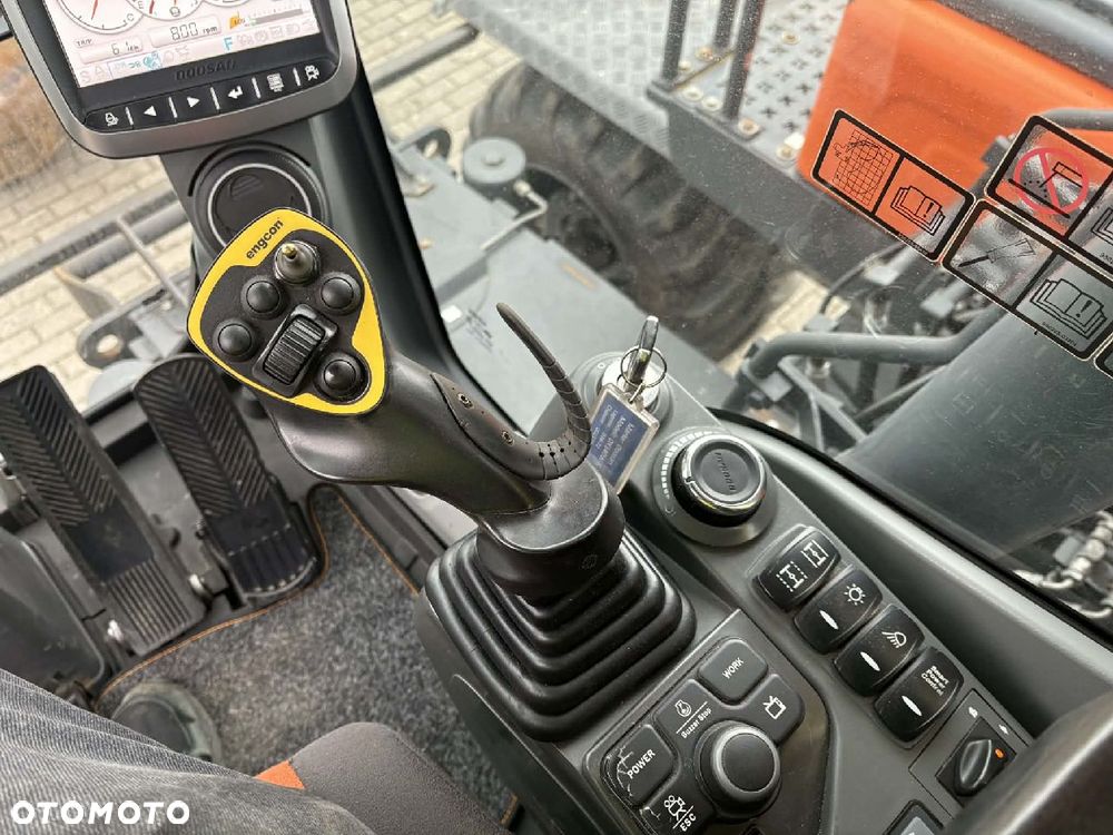 Doosan DX140W-5 ROTOTILT ENGCON SZCZYPCE 2 ŁYŻKI - 20