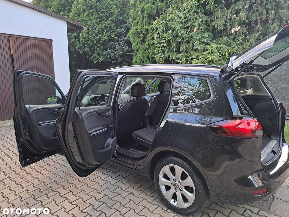 Opel Zafira - 24