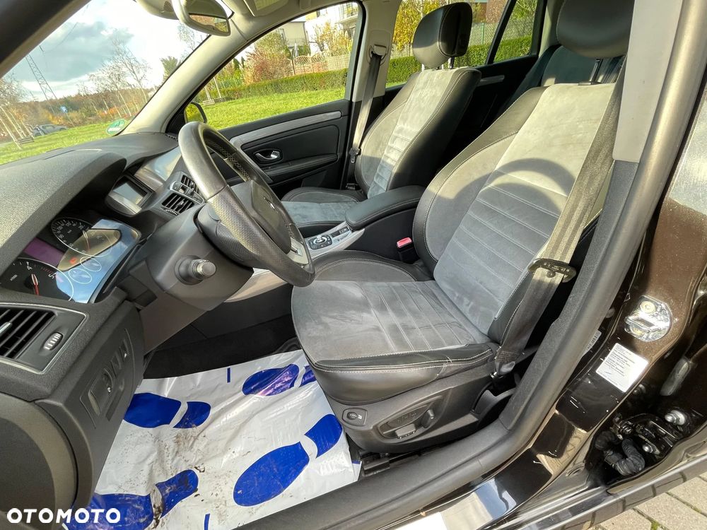 Renault Laguna Grandtour dCi 175 FAP GT - 10