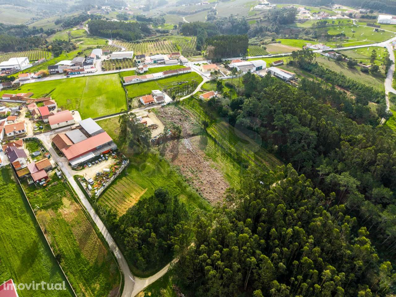Terreno para construção de 2 Moradias - Grande imagem: 2/16