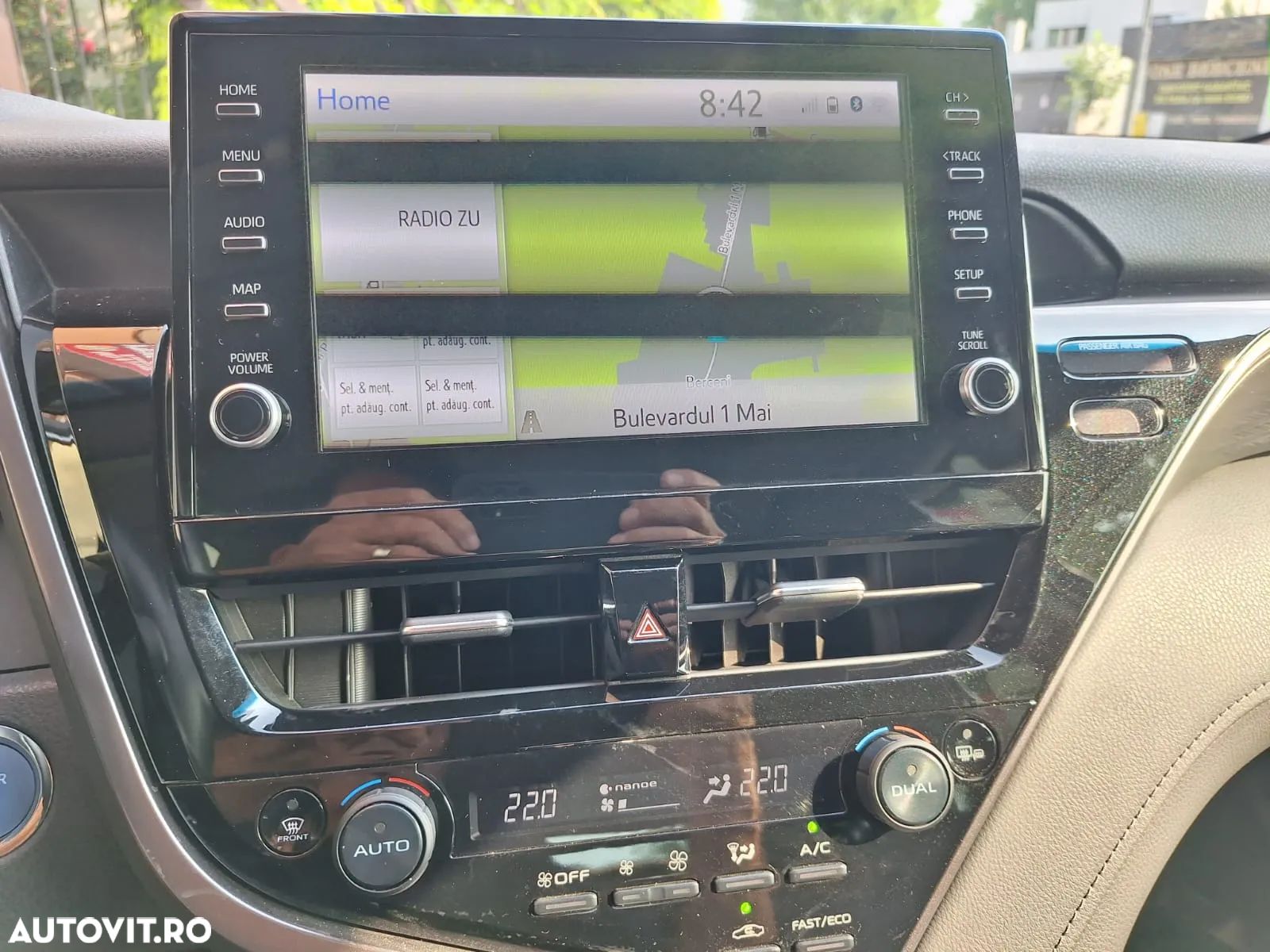 Toyota Camry - 1