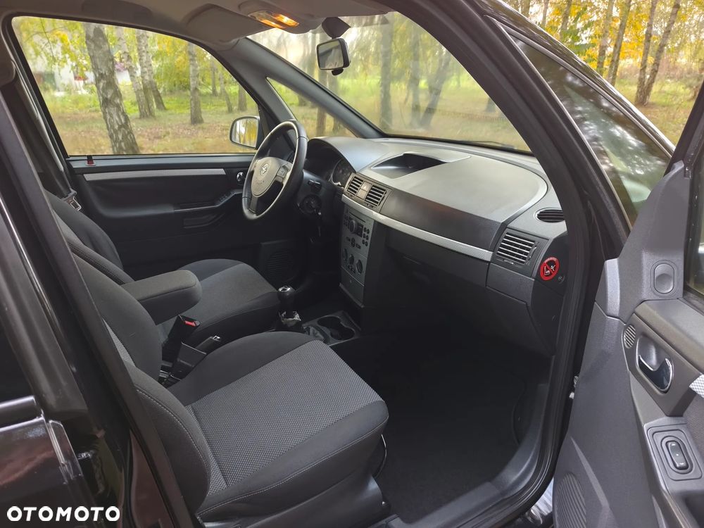 Opel Meriva - 22