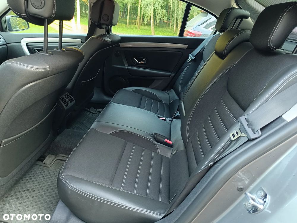 Renault Laguna 2.0 dCi Tech Run ESM - 25