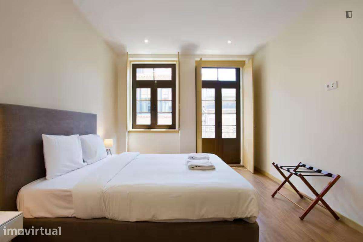 Apartamento com 1 quartos - localizado em Santo Ildefonso Porto - Grande imagem: 2/8