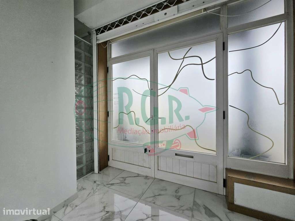 Espaço com Alvará para Clinica Dentária - São Cosme Gondomar - Grande imagem: 2/34