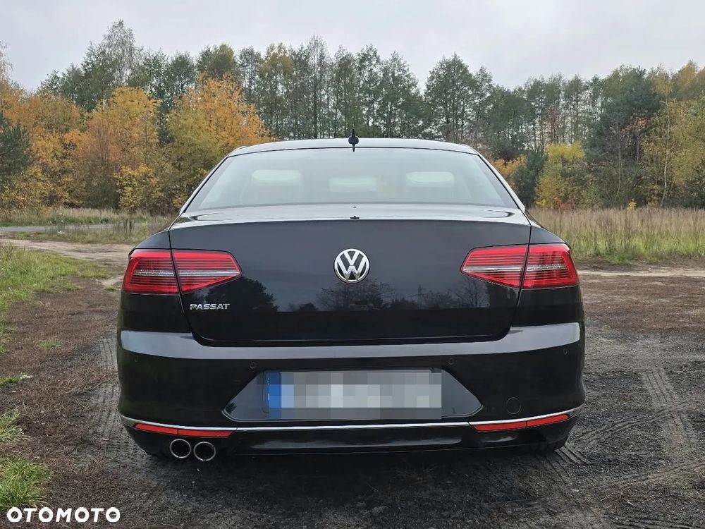 Volkswagen Passat - 6