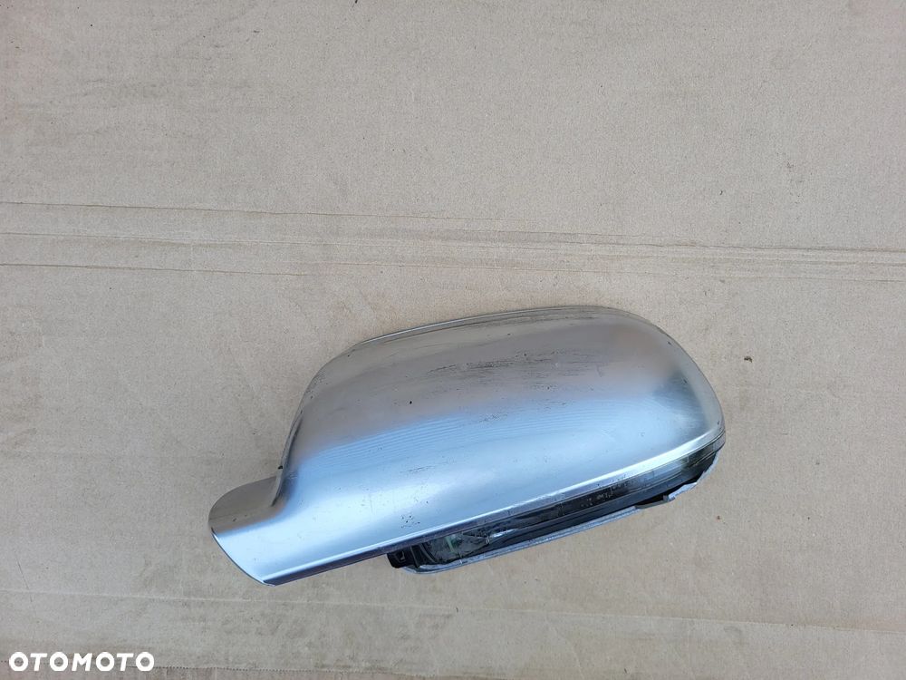 LUSTERKO LEWE AUDI A4 B8 A5 CHROM 6PIN - 10