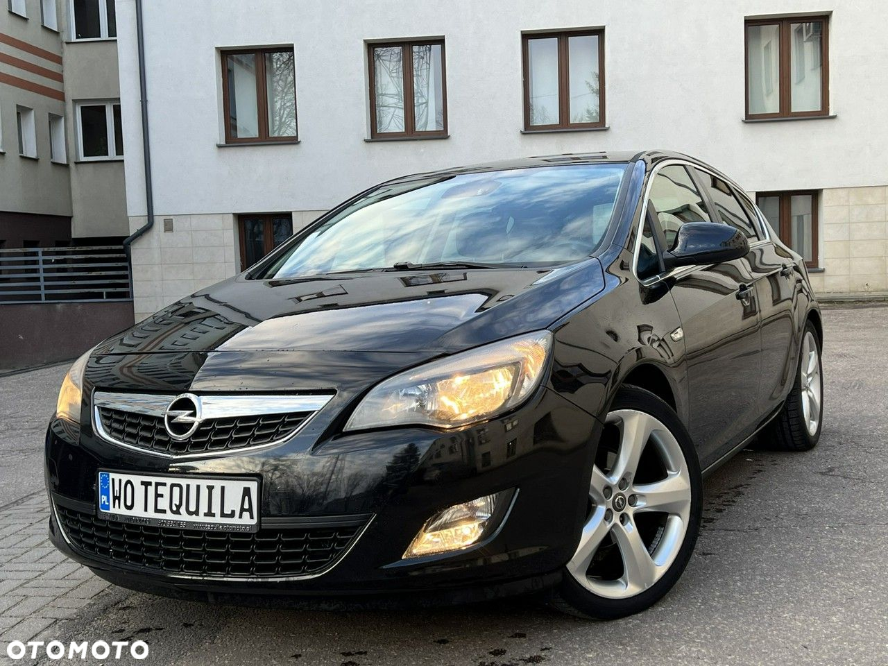 Opel Astra IV 1.4 T Sport - 2