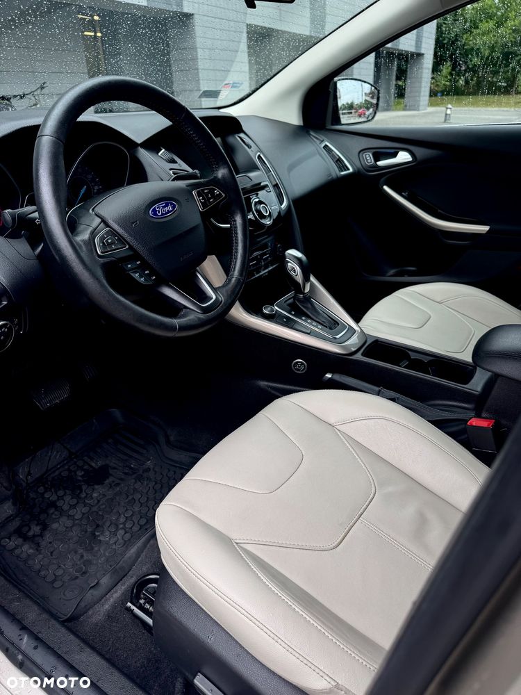 Ford Focus - 7