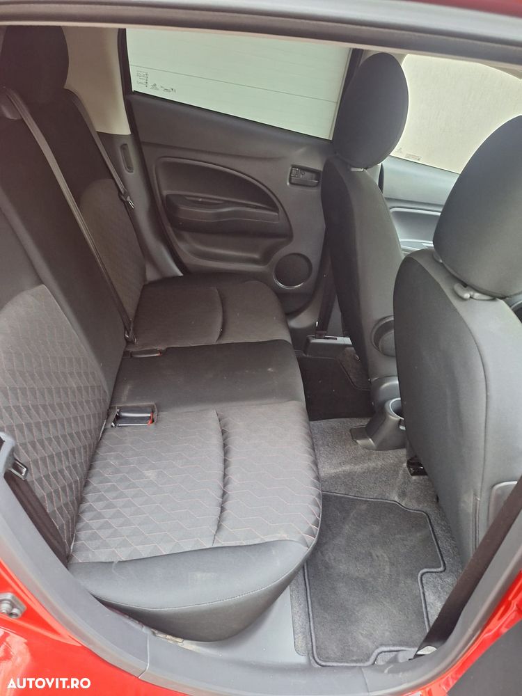 Mitsubishi Mirage - 7