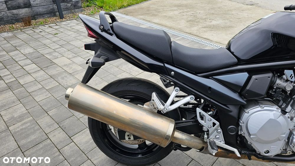 Suzuki Bandit - 13