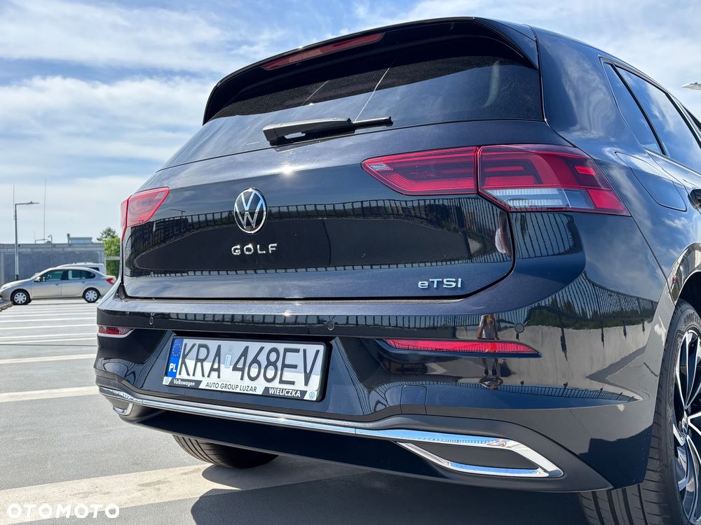 Volkswagen Golf 1.5 eTSI Active DSG - 7