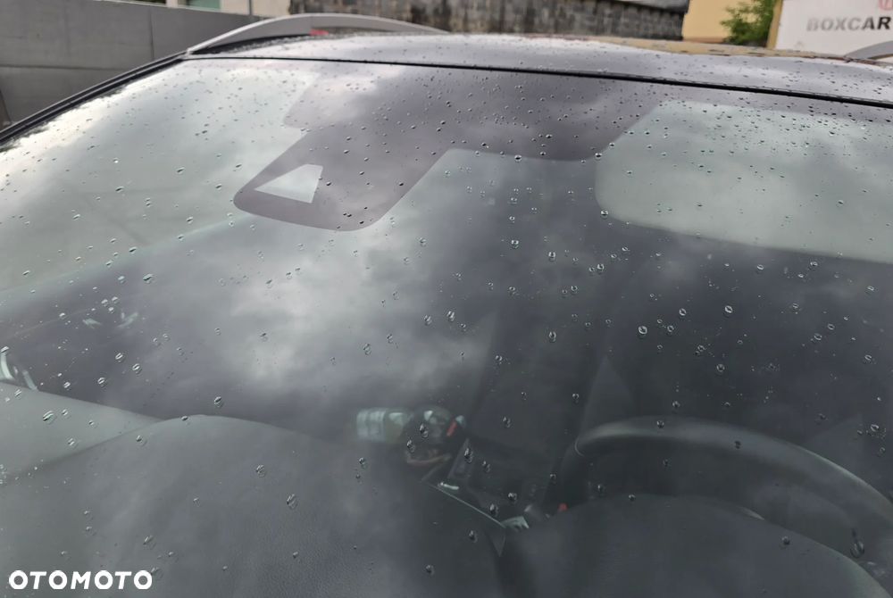 Nissan Qashqai 1.2 DIG-T N-Connecta EU6 - 17