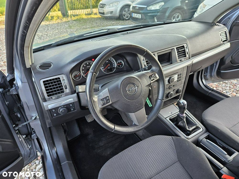 Opel Vectra - 8