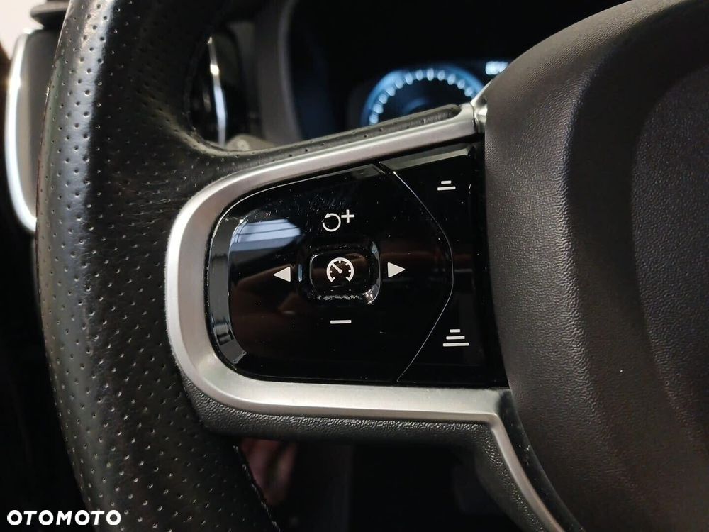 Volvo XC 60 D5 AWD Inscription - 29
