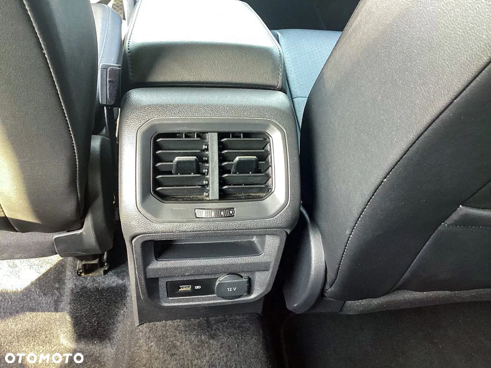 Volkswagen Tiguan 2,0 TSI OPF 4Motion DSG R-Line - 14