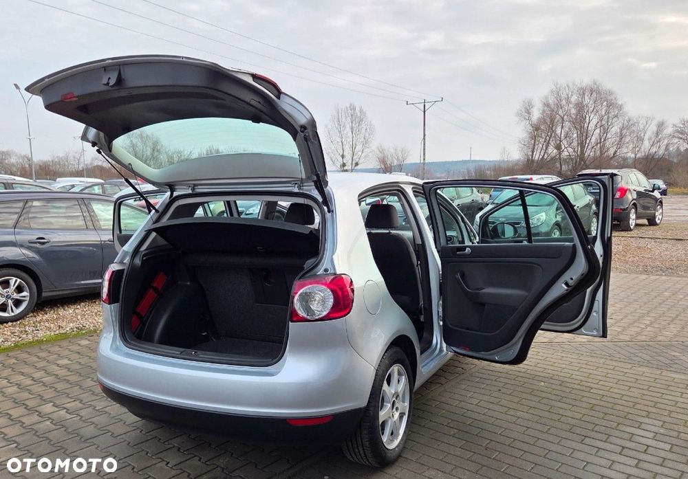 Volkswagen Golf Plus - 28