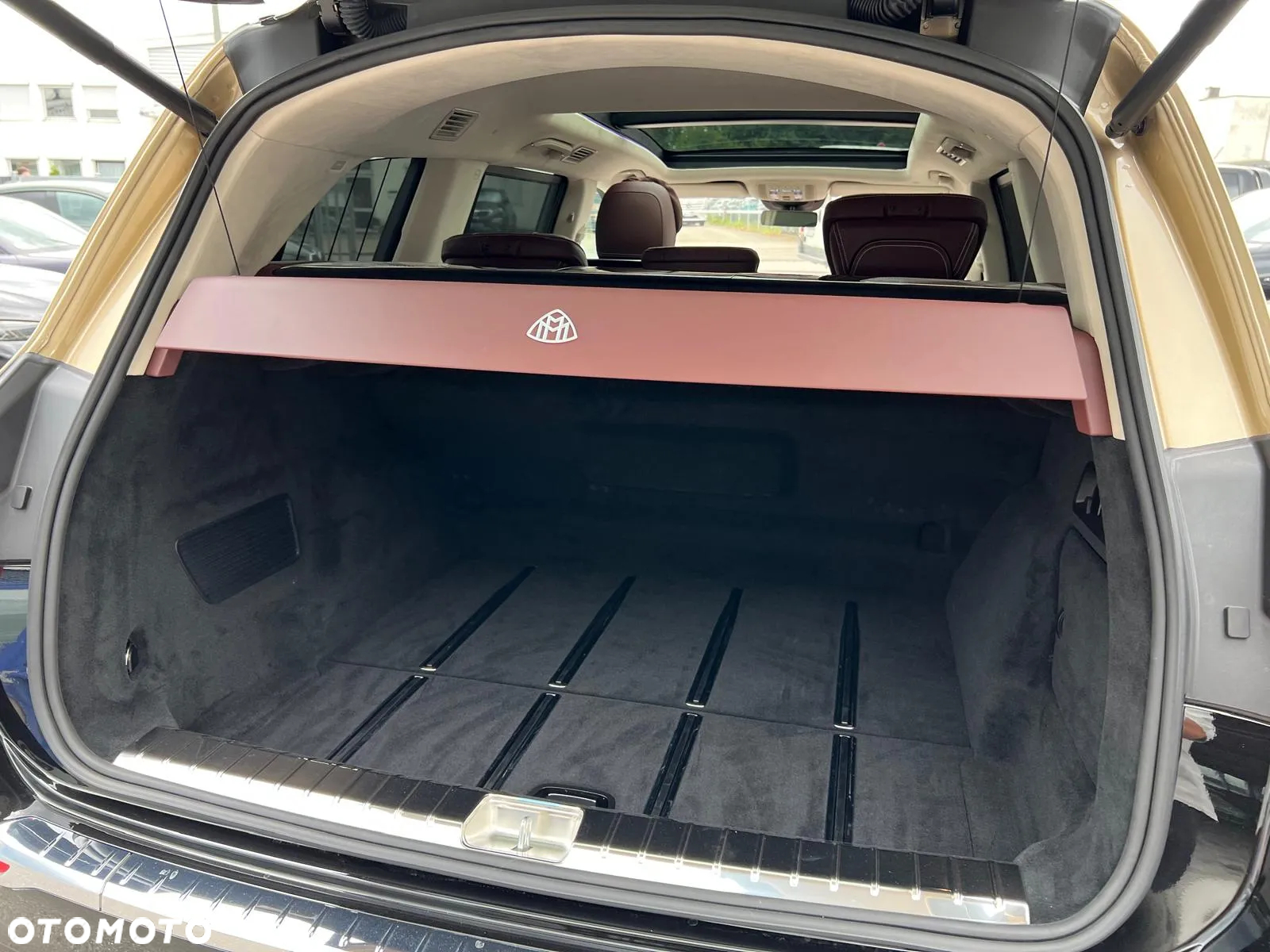 Mercedes-Benz GLS Maybach 600 4Matic 9G-TRONIC - 10