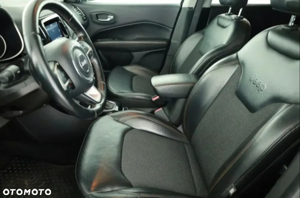 Jeep Compass - 5