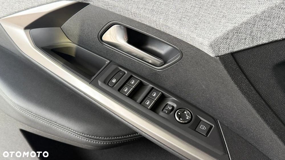 Peugeot 3008 1.2 PureTech mHEV GT E-DCS6 - 15