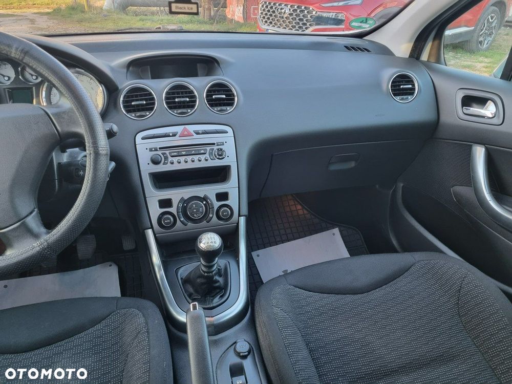 Peugeot 308 1.6 Premium - 17