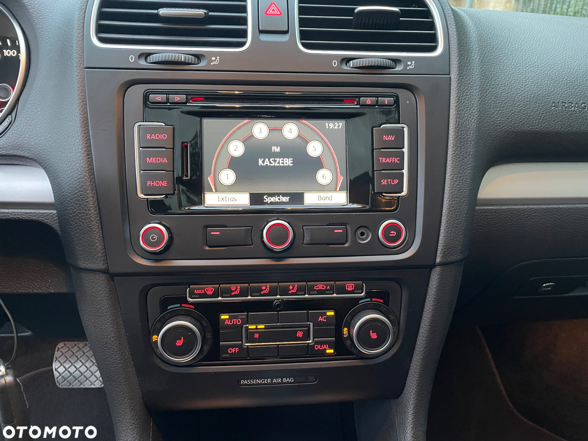 Volkswagen Golf 1.4 TSI DSG Highline - 17