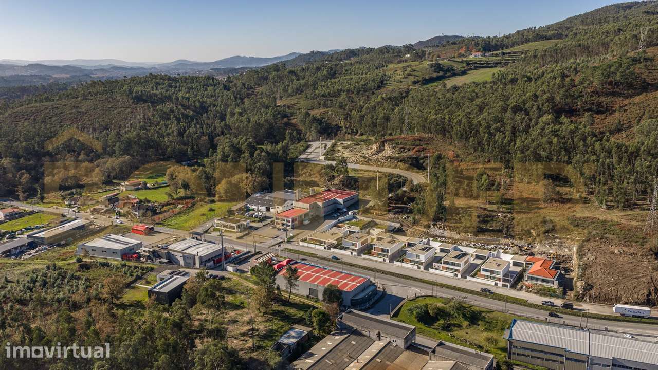 Terreno Industrial em Vilela - Grande imagem: 4/14