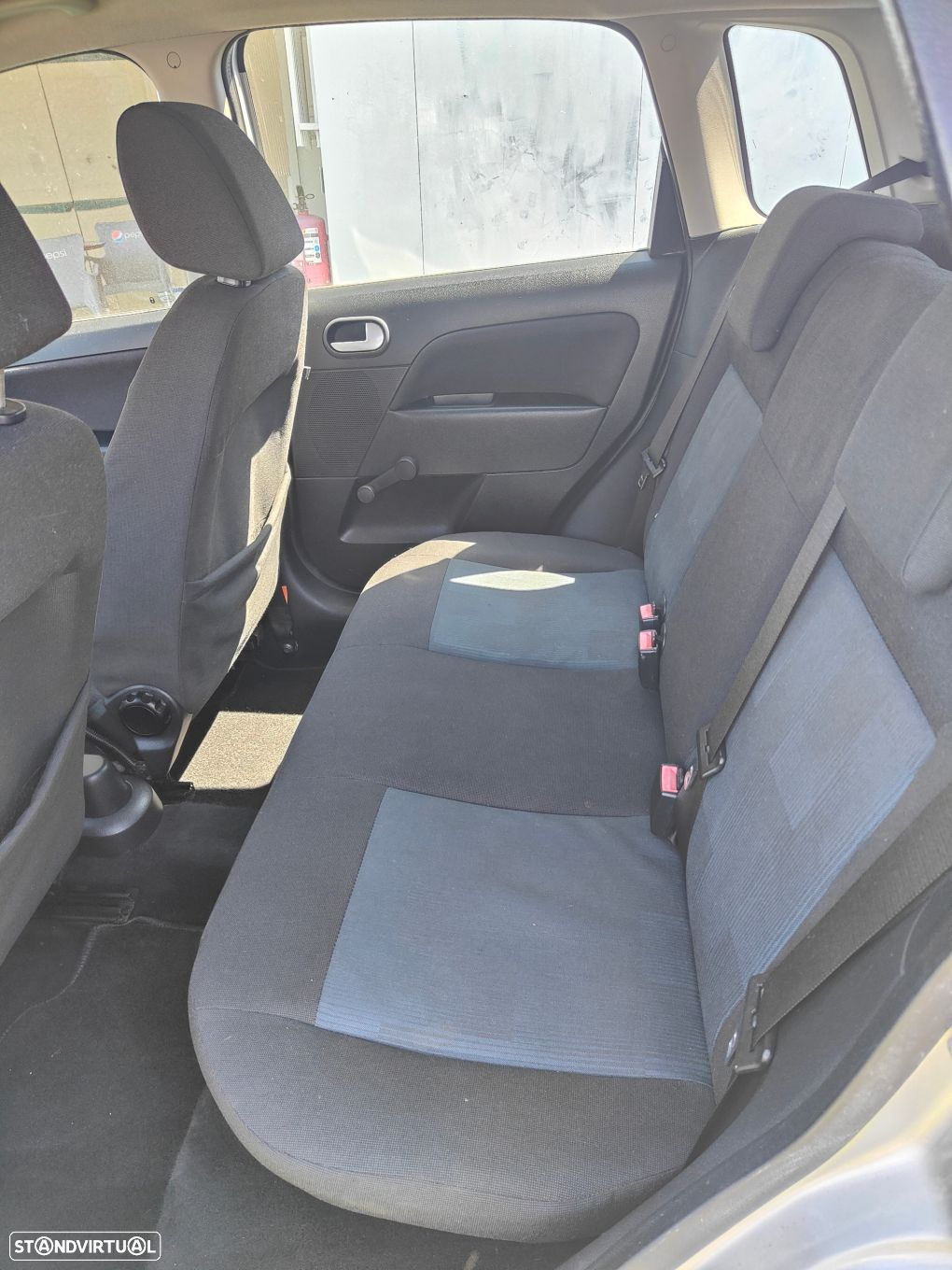 Ford Fiesta - 7