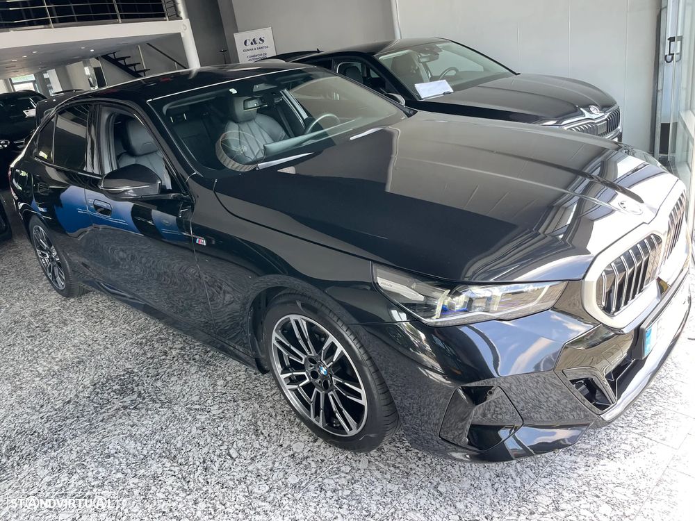BMW 520 d Pack Desportivo M - 22