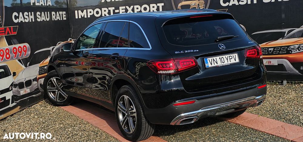Mercedes-Benz GLC - 7