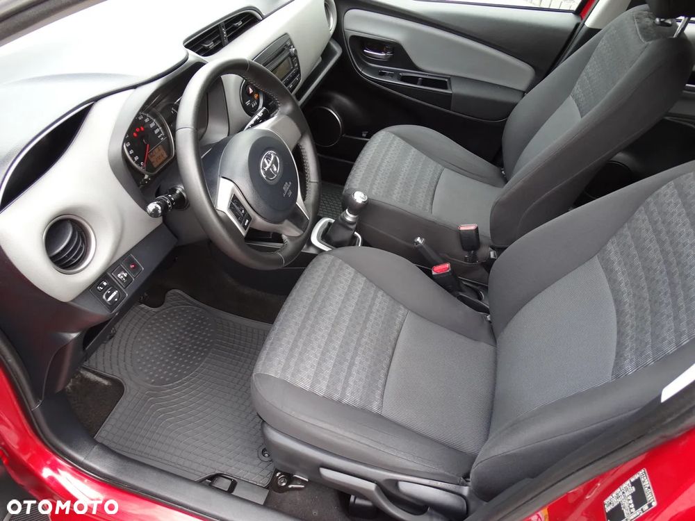 Toyota Yaris 1.0 Life EU6 - 15