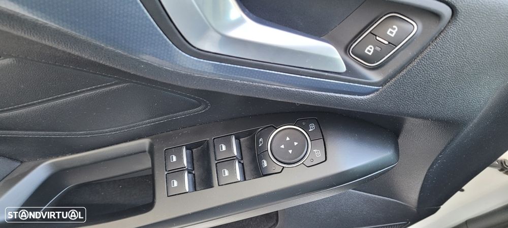 Ford Focus 1.0 EcoBoost Active X - 42