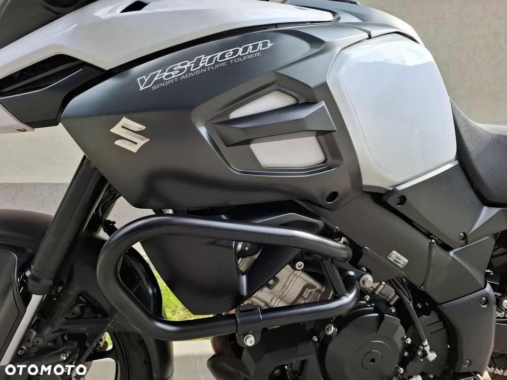 Suzuki V-STROM - 15