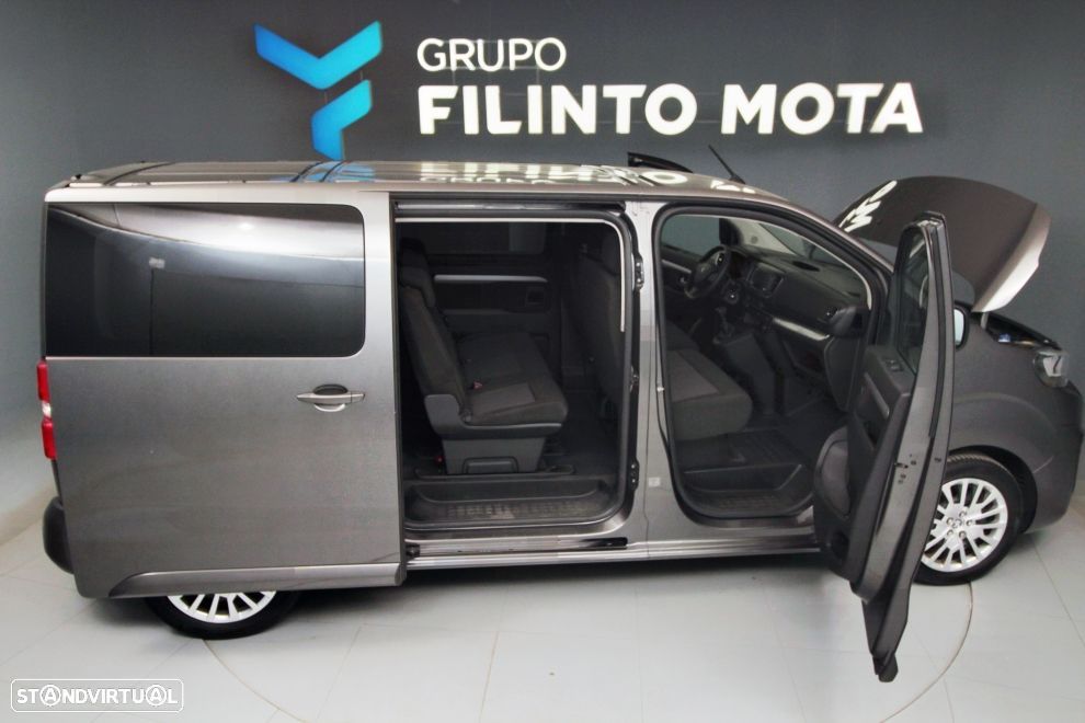 Peugeot Traveller - 12