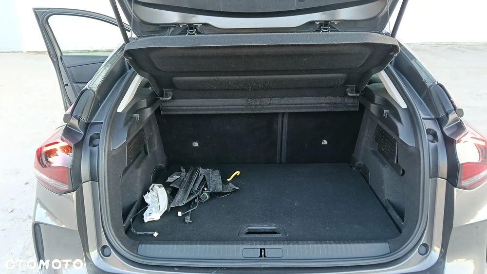 Citroën C4 PureTech 130 Stop&Start FEEL PACK - 22