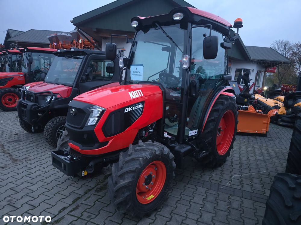 Kioti DK6030CN - 3
