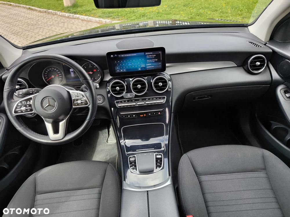 Mercedes-Benz GLC 200 d 4Matic 9G-TRONIC - 9