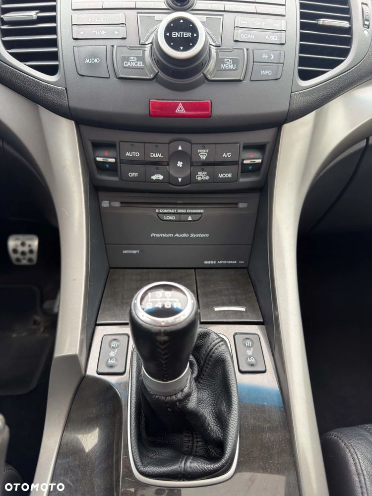 Honda Accord 2.0 Executive Nav - 15