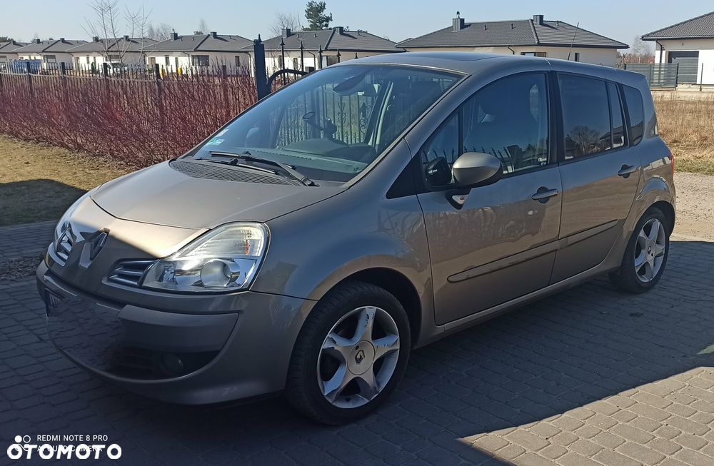 Renault Modus Grand 1.5 dCi ESP FAP Dynamique - 2